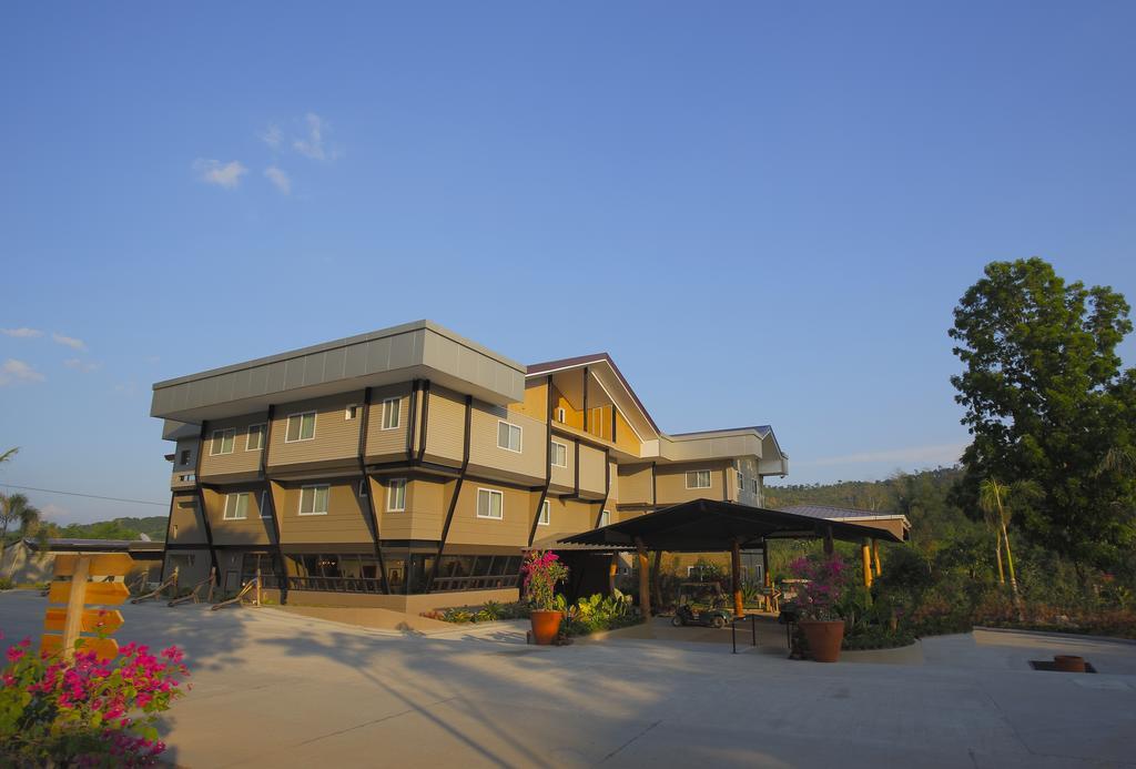 Green Canyon Leisure Farms Clark Field Eksteriør billede
